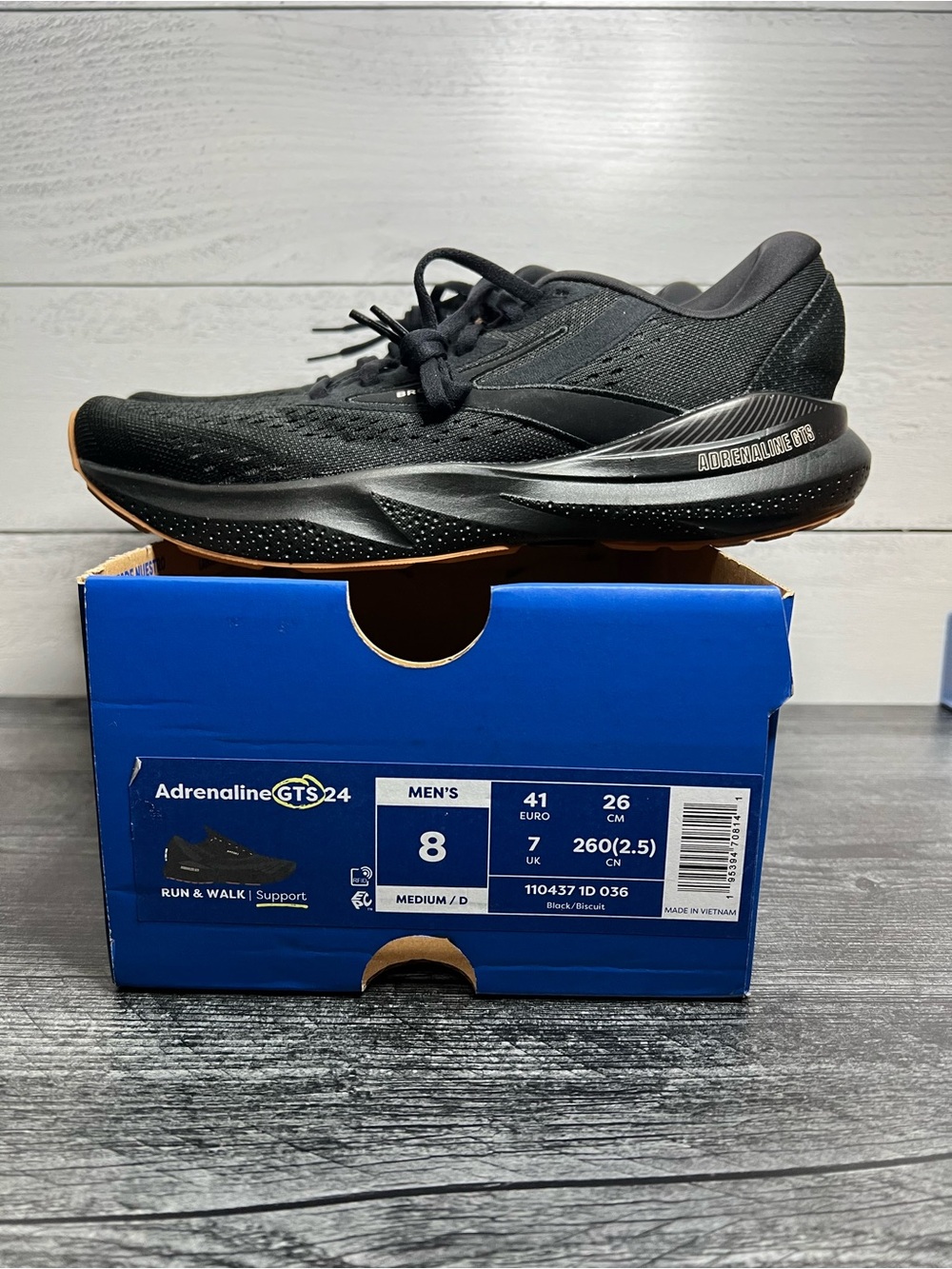 Brooks Adrenaline GTS 24 Men's Running Shoe - Black with Gum Outsole